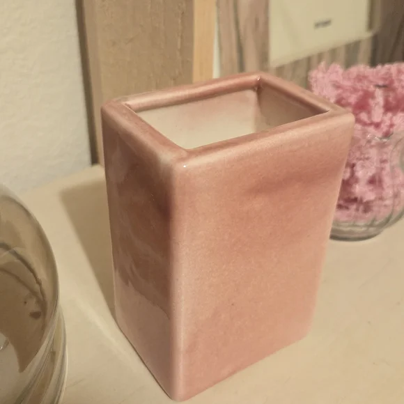 Blush Pink Ceramic Square Vase Toothbrush Holder Flower Vase - Picture 3 of 11